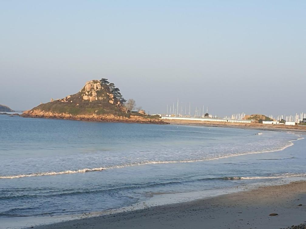 Maison Neuve Au Calme Pleumeur-Bodou Εξωτερικό φωτογραφία